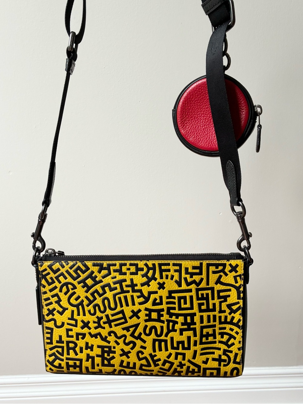 Coach x Disney Mickey Mouse x Keith Haring Holden Crossbody & Zipper Pouch C6911 - Picture 3 of 16